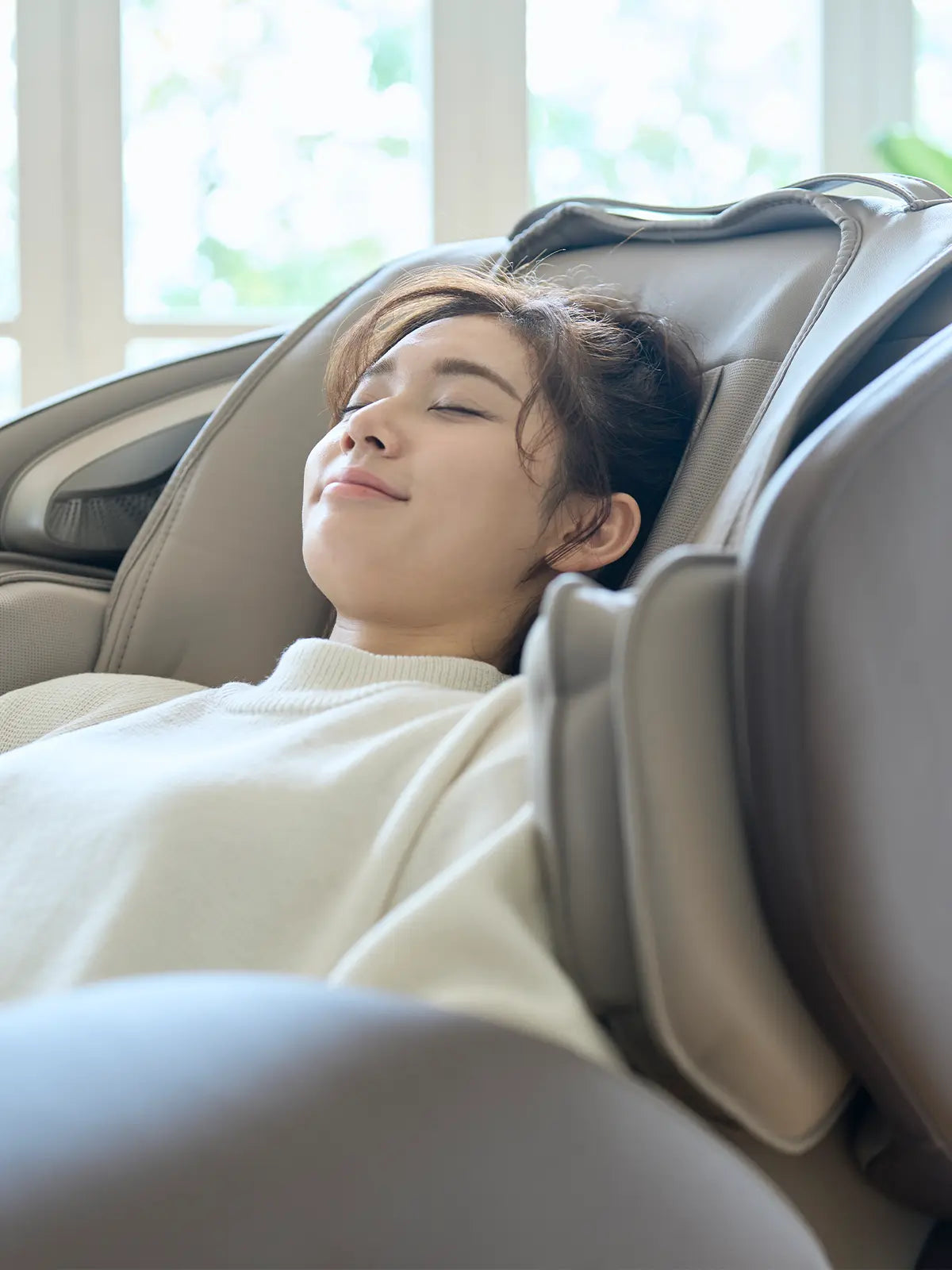Calm Plus Massage Chair – Zero Gravity Recline & Body Relaxation
