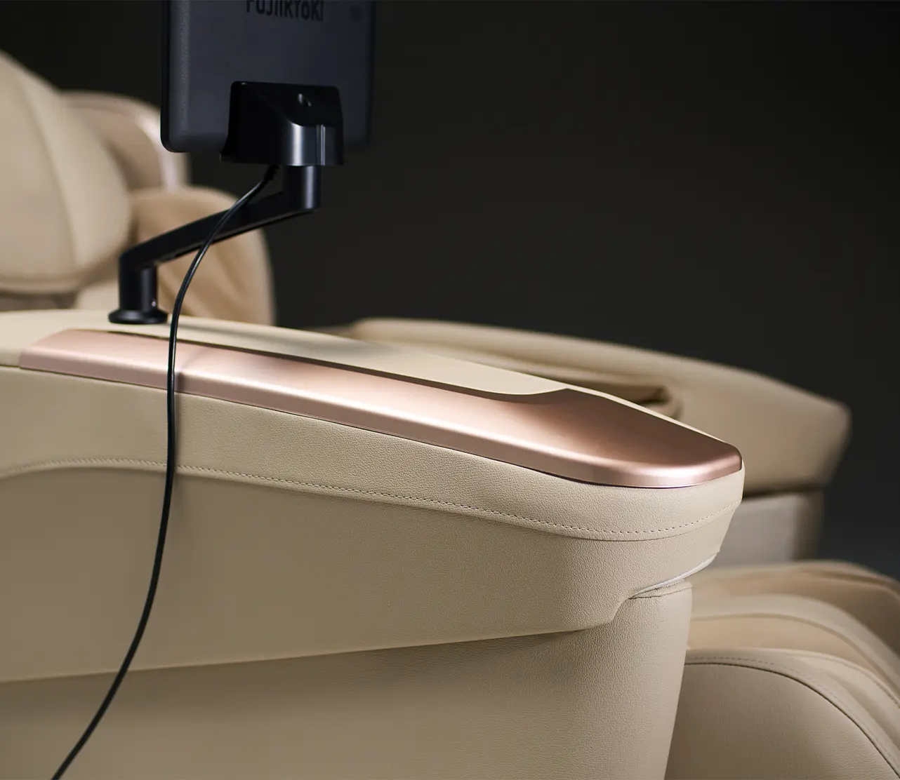 Fujiiryoki JP-4000 Limited Edition full body massage chair with air compression massage and foot reflexology