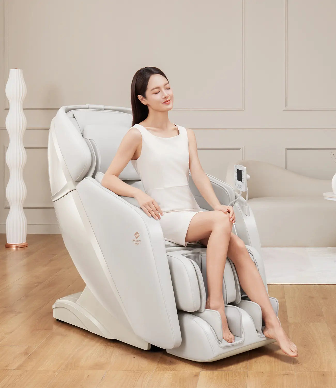 Inada iFit Pro Massage Chair – Air Compression Therapy & Deep Relief